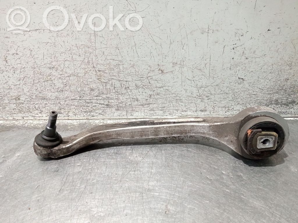 Audi A8 S8 D2 4D Svira 