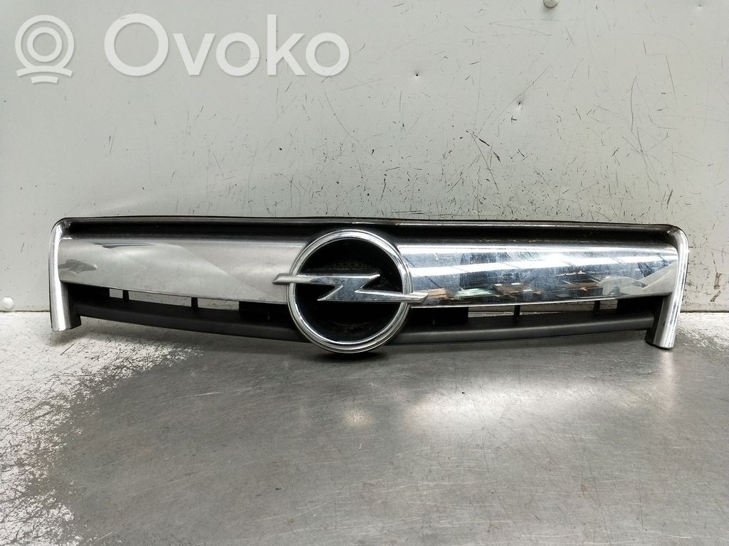 Opel Antara Front grill 