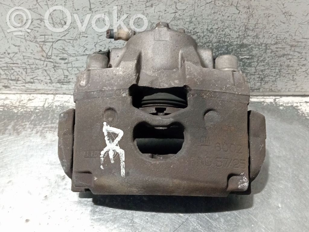 Opel Vectra B Передний суппорт 