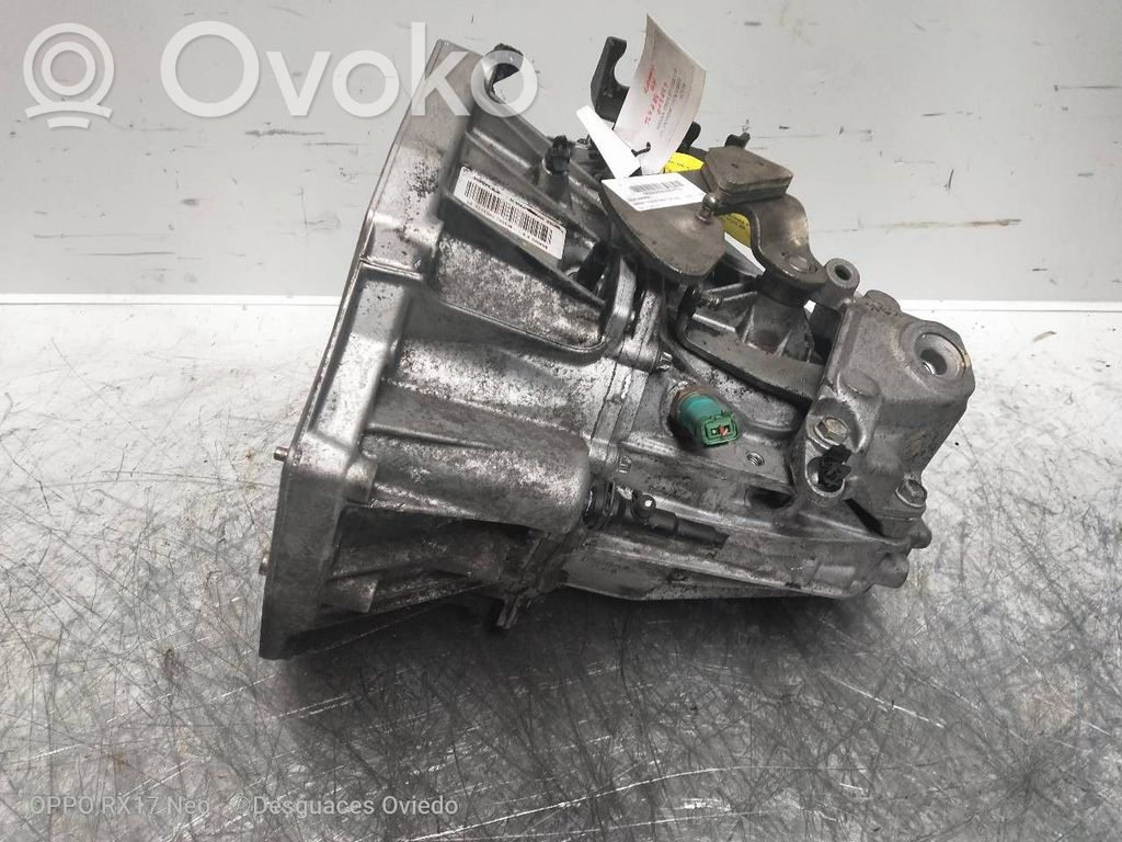 Nissan Tiida C11 Manualna 5-biegowa skrzynia biegów 