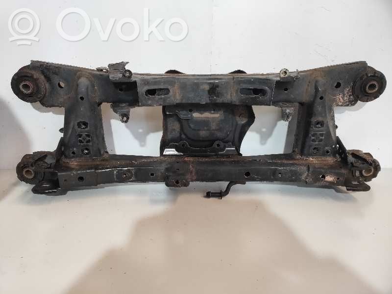 Toyota Avensis T270 Hinterachsträger mit Reduzierstück 