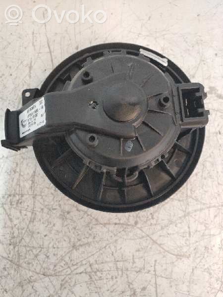 Ford Fiesta Ventilator aerotermă 