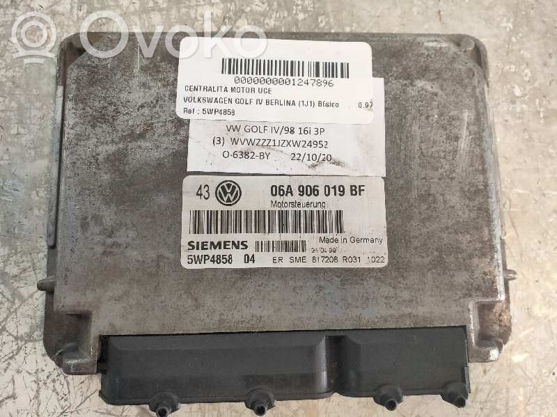 Engine control unit/module   5WP4858,06A906019BF