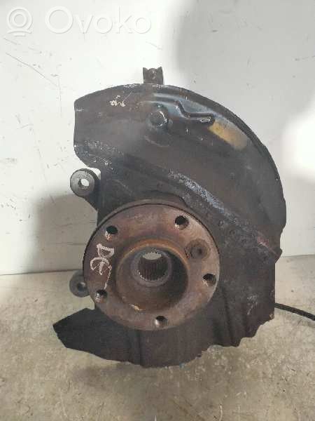 Front wheel hub spindle knuckle
