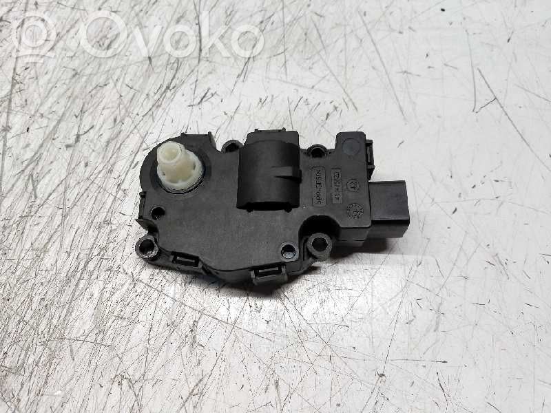 Audi A4 Allroad Salona gaisa mezgla plastmasas korpuss 