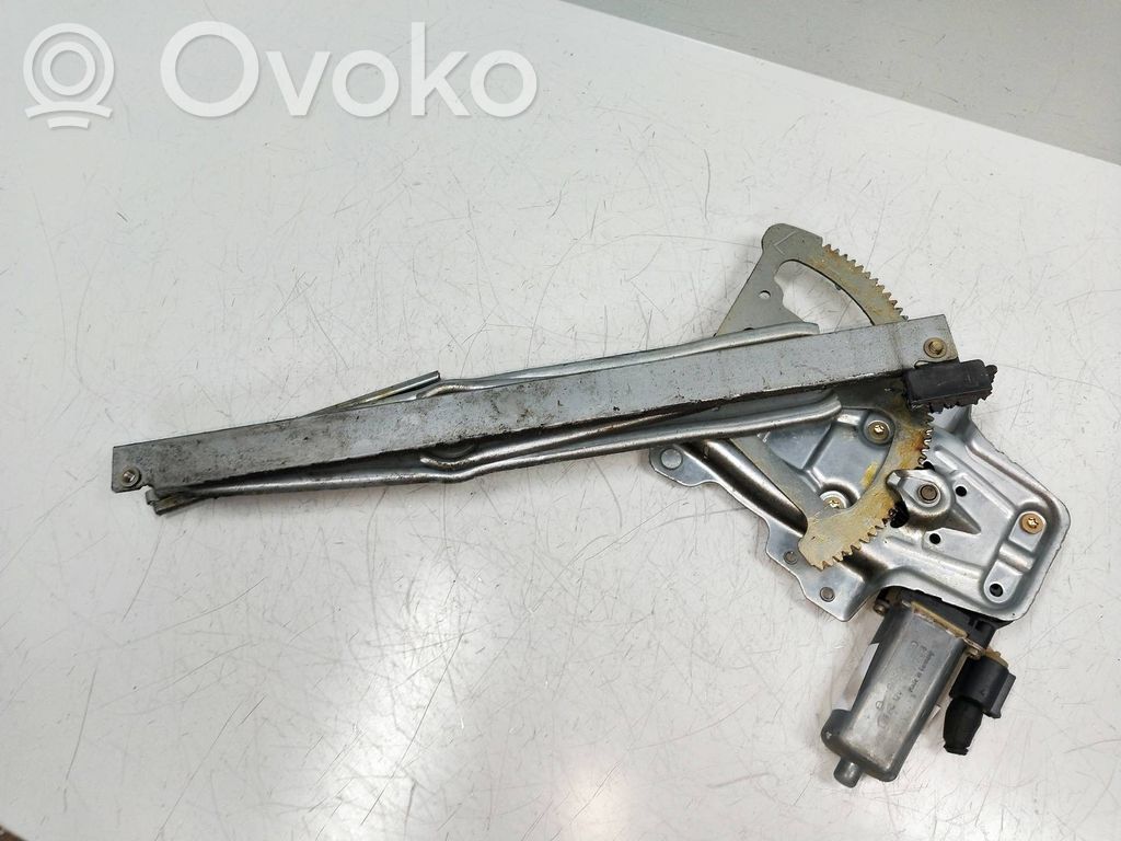 Regulador manual de la ventanilla delantera   3P