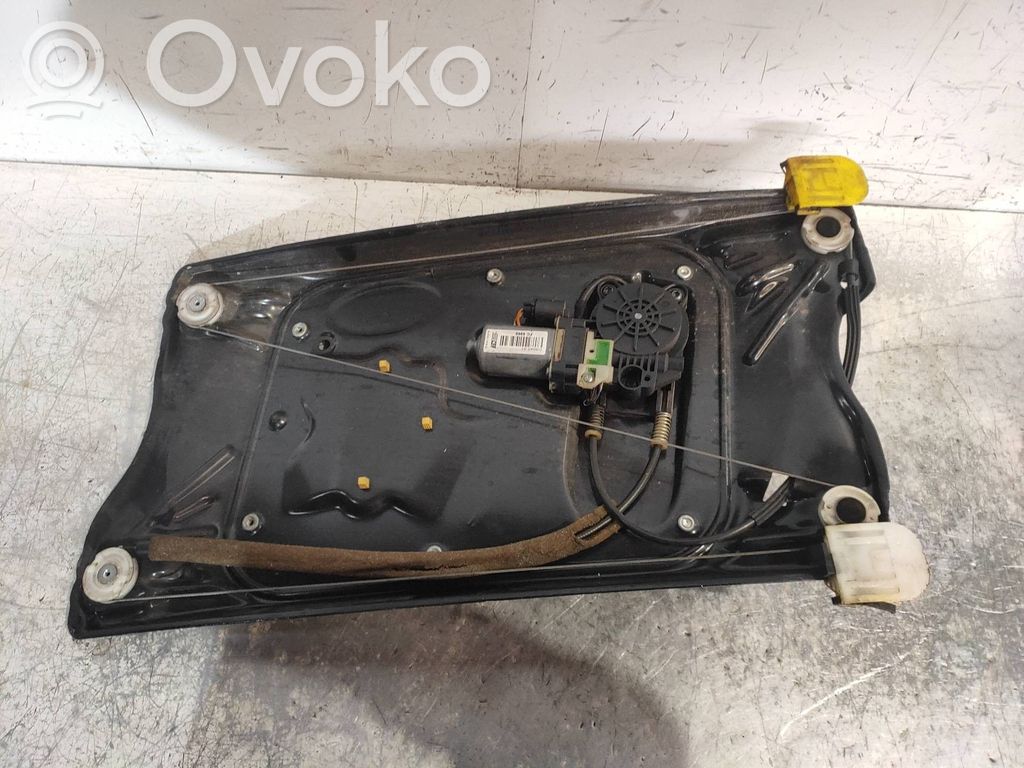 Land Rover Freelander 2 - LR2 Podnośnik szyby drzwi z silniczkiem 