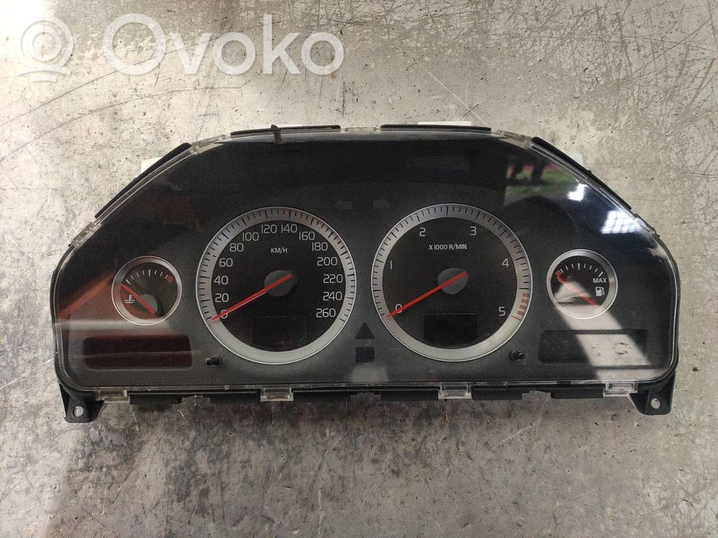 Volvo XC90 Speedometer (instrument cluster) 