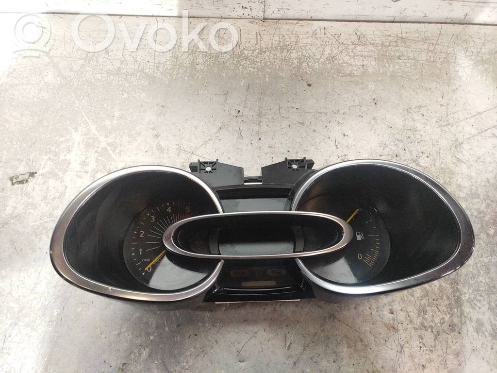 Renault Clio IV Speedometer (instrument cluster) 