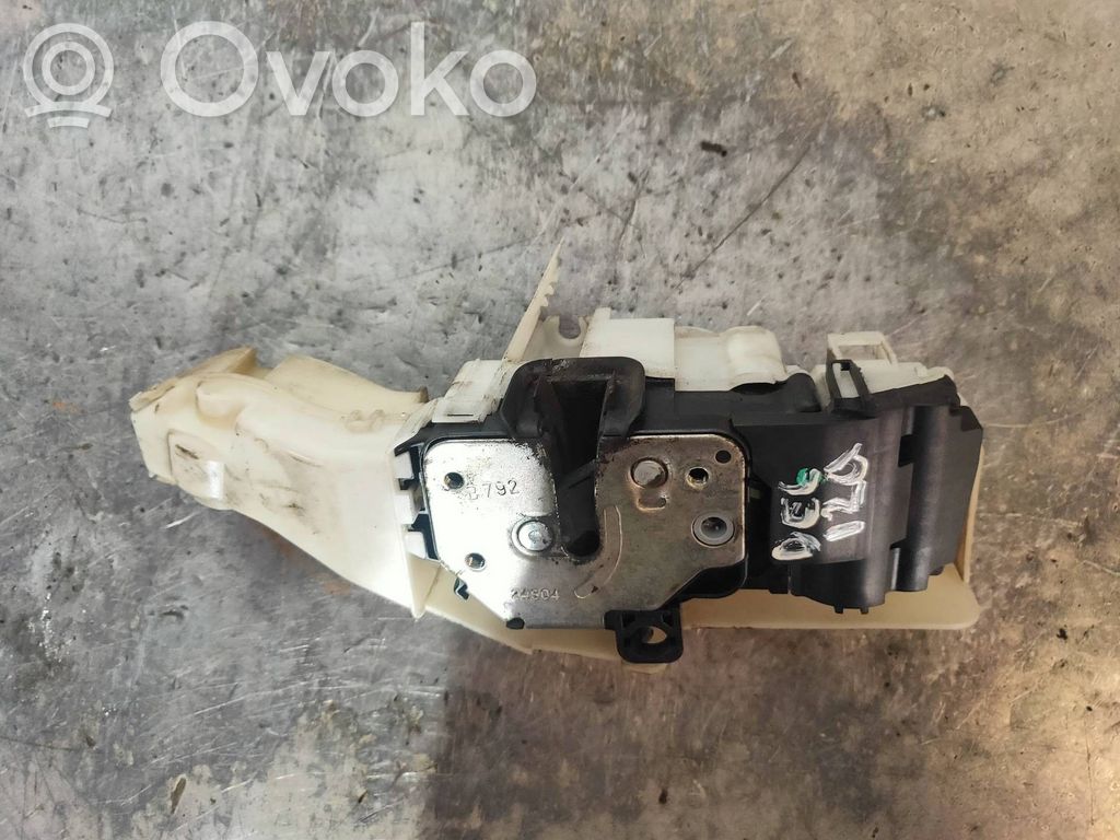 Lancia Ypsilon Front door lock motor 