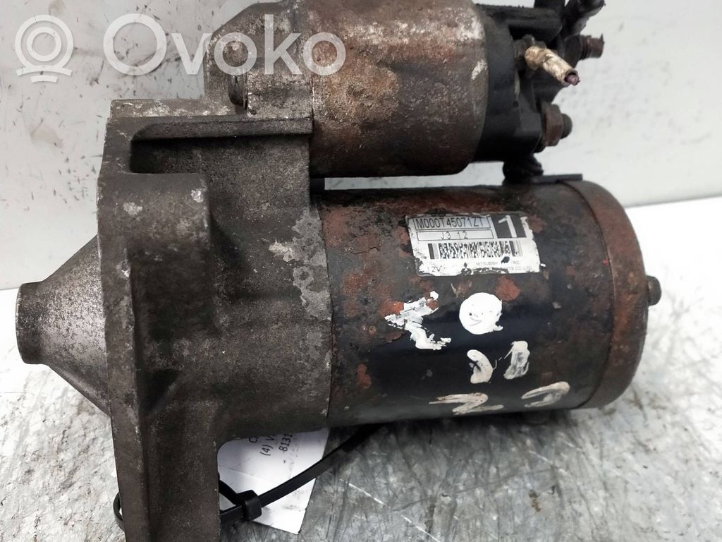 Motor de arranque   M000T4507121,13I
