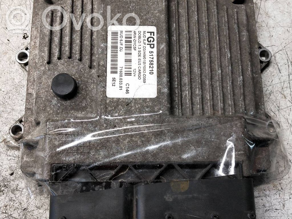 Fiat Doblo Unidad de control/módulo del motor 