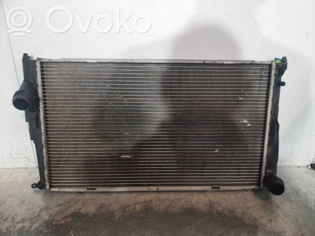 BMW 3 E90 E91 Aušinimo skysčio radiatorius 