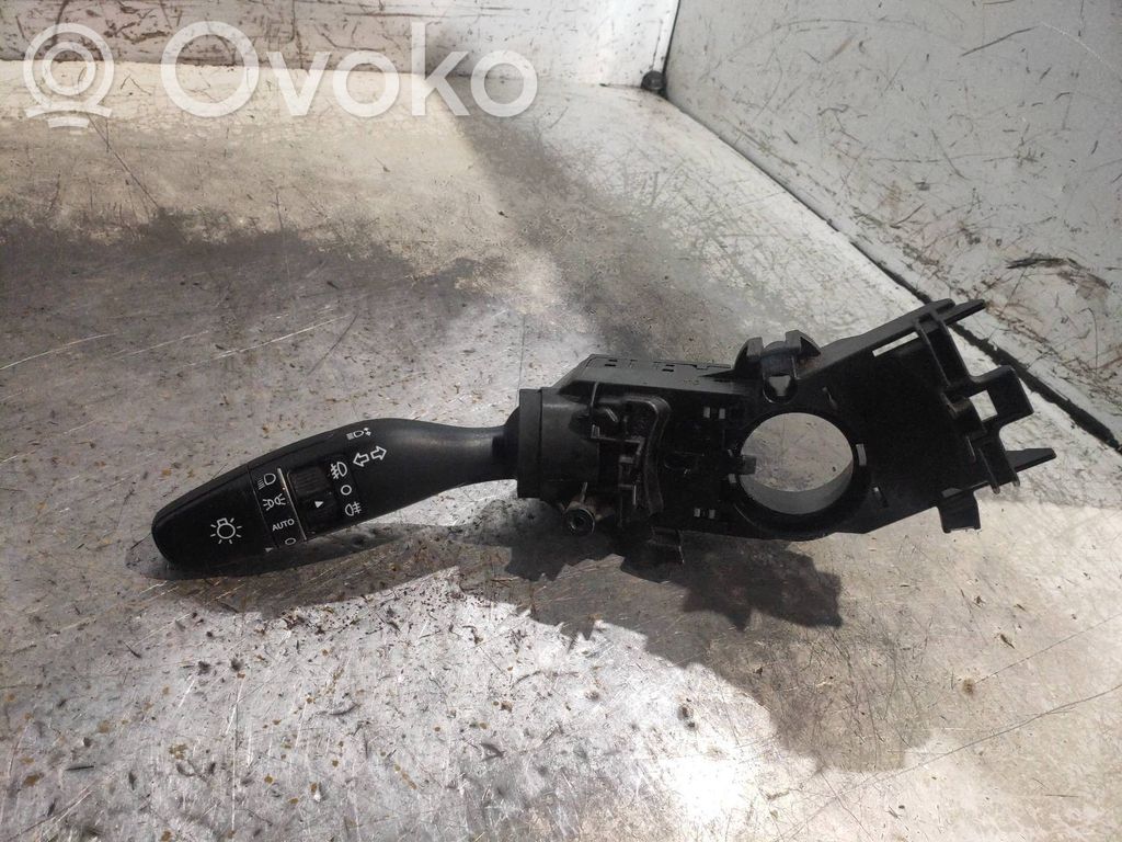 Hyundai Santa Fe Interruptor de control del panel de luces 