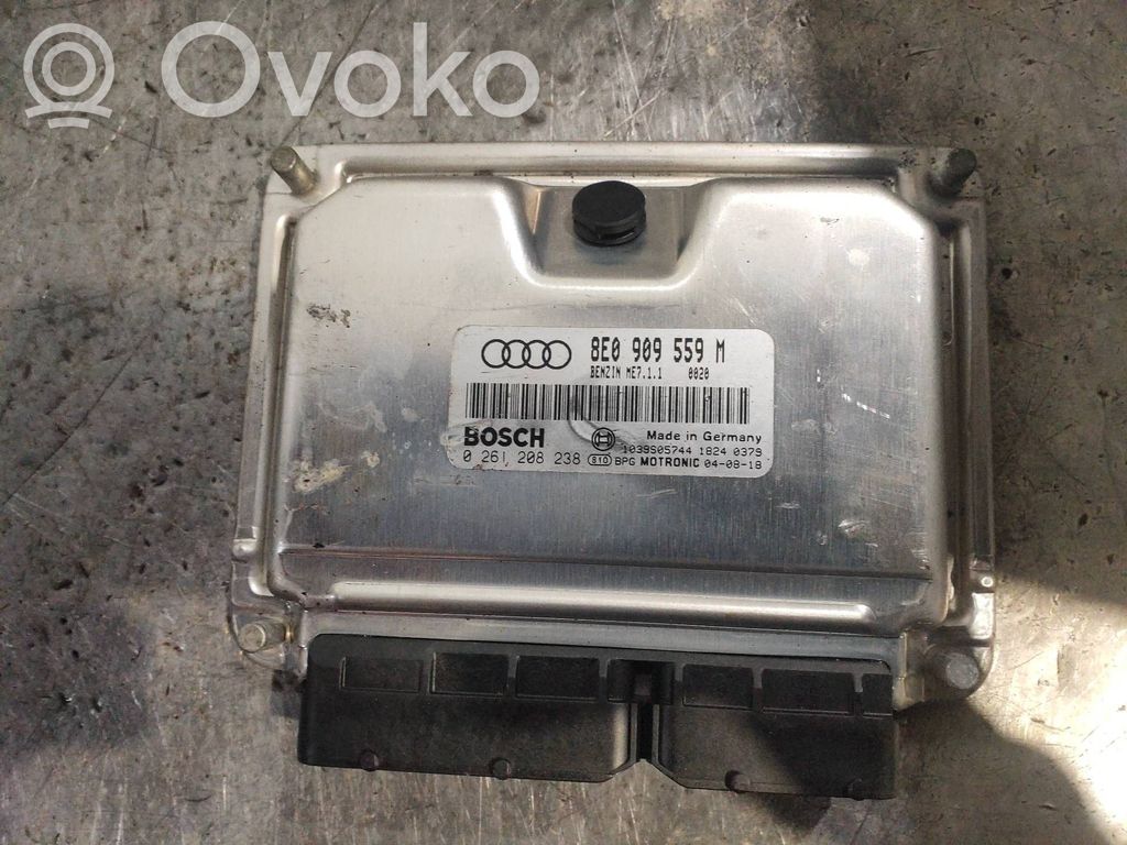 Engine control unit/module   0261208238,8E0909559M