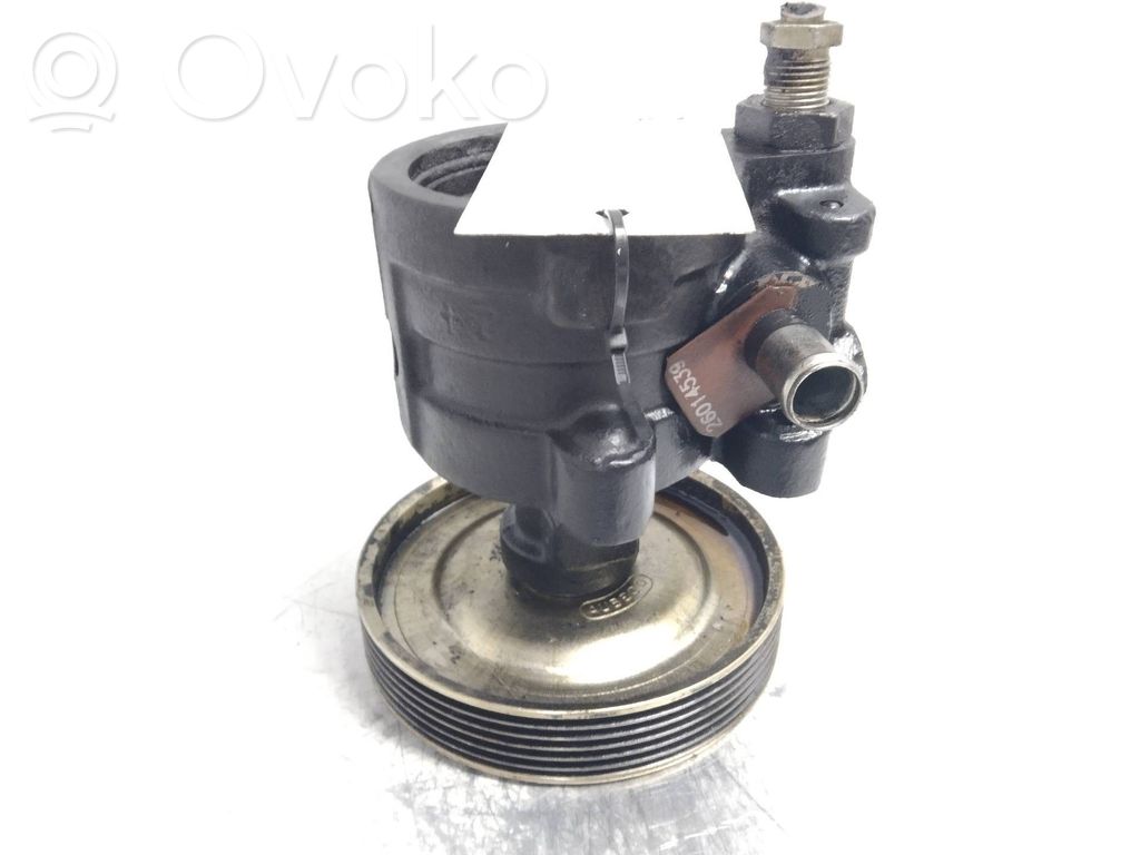 Renault 21 Ohjaustehostimen pumppu 