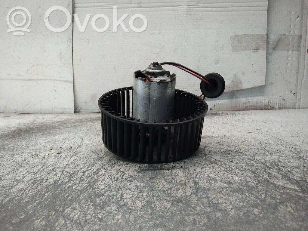Ford Fiesta Ventilator aerotermă 
