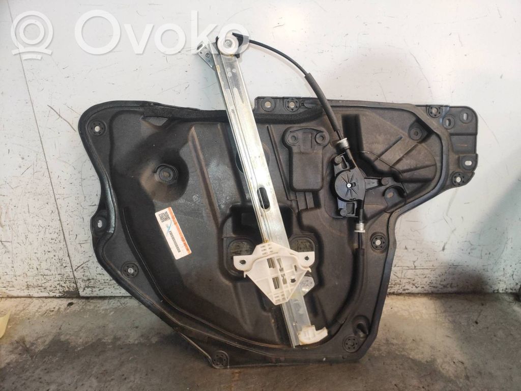 Mazda 3 III Podnośnik szyby drzwi z silniczkiem 
