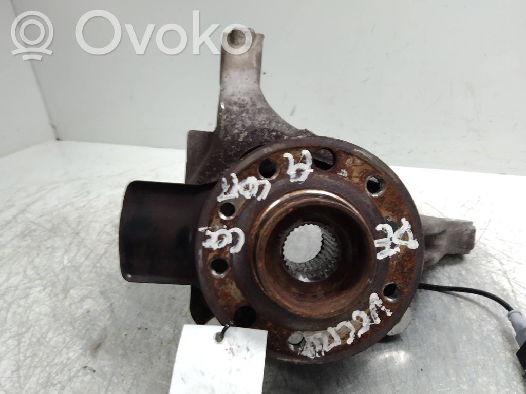 Opel Vectra C Front wheel hub spindle knuckle 