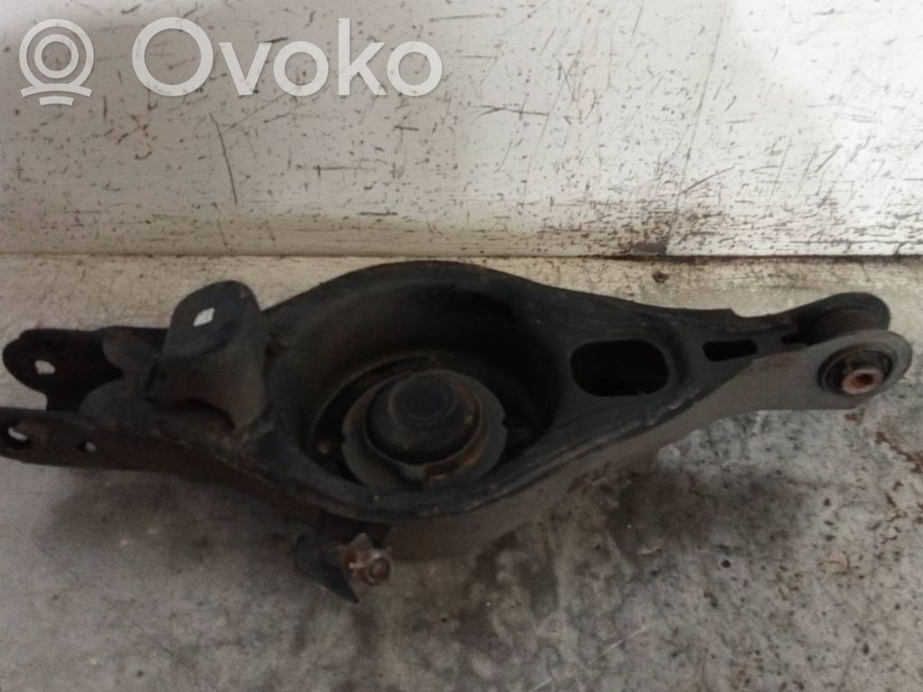Rear control arm