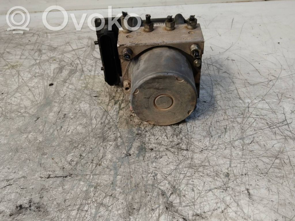 Toyota Auris 150 ABS-pumppu 