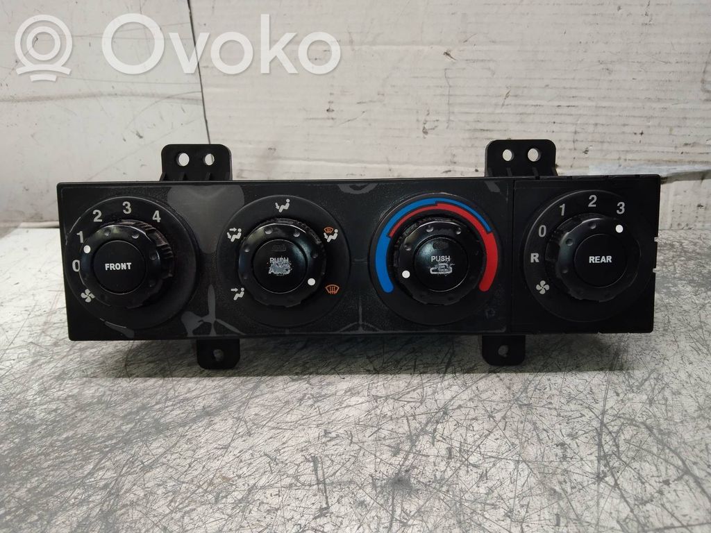 KIA Carnival Air conditioner control unit module 