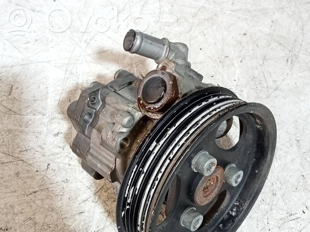 Audi A8 S8 D2 4D Power steering pump 