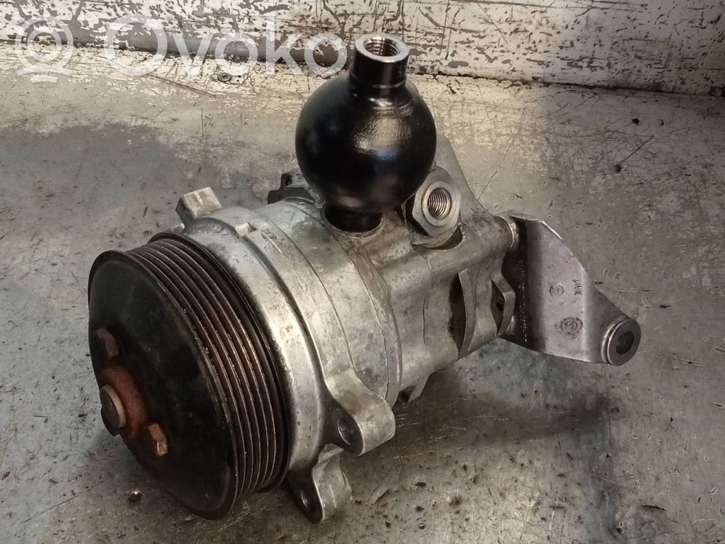BMW 5 E39 Servopumpe 