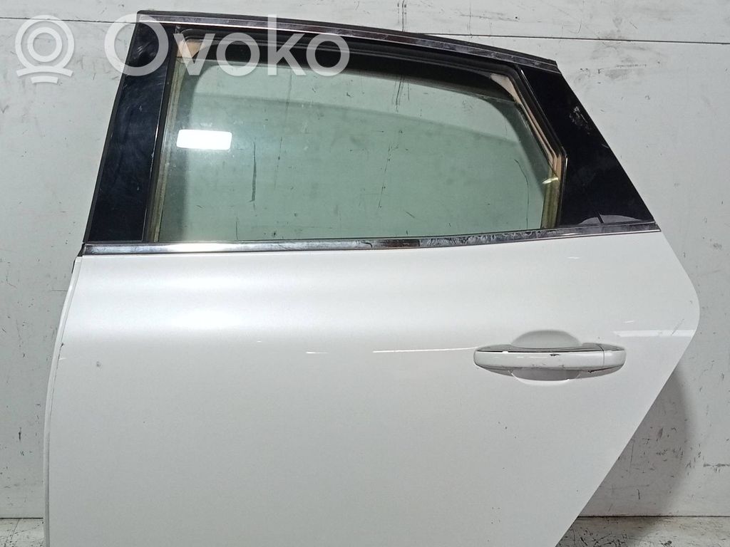 Rear door   4P