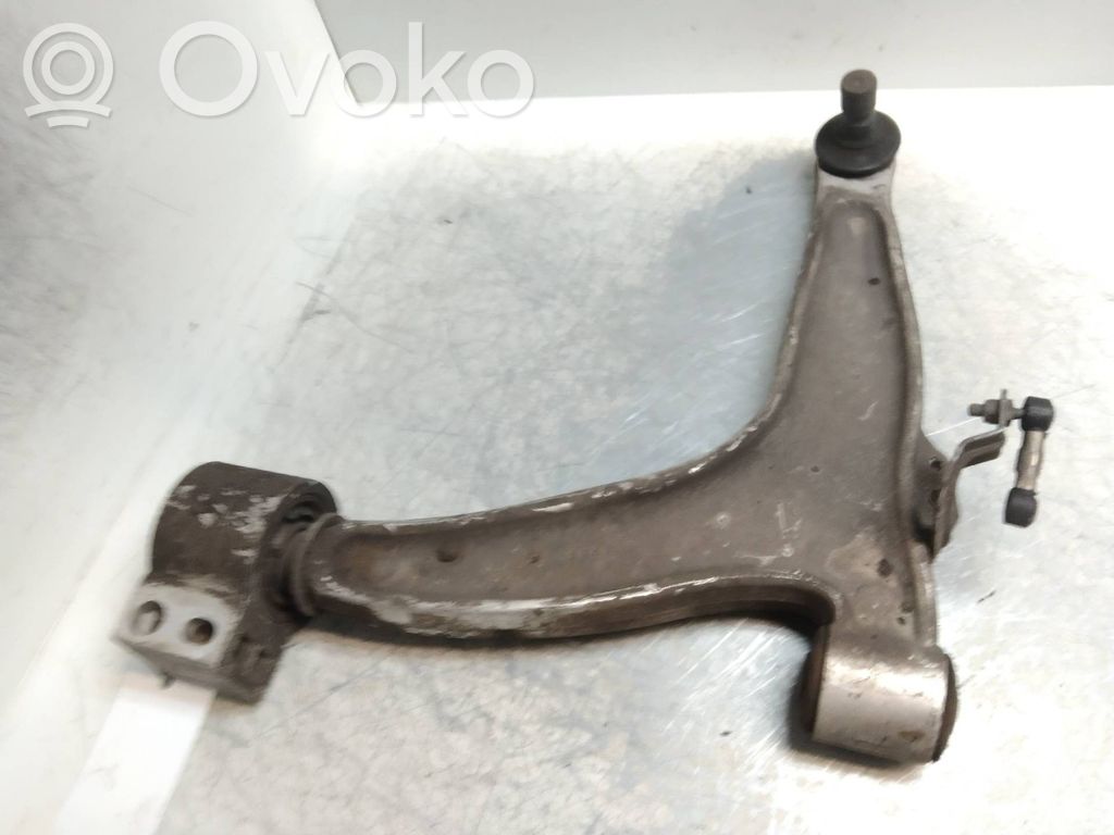 Opel Vectra C Priekinė svirtis 