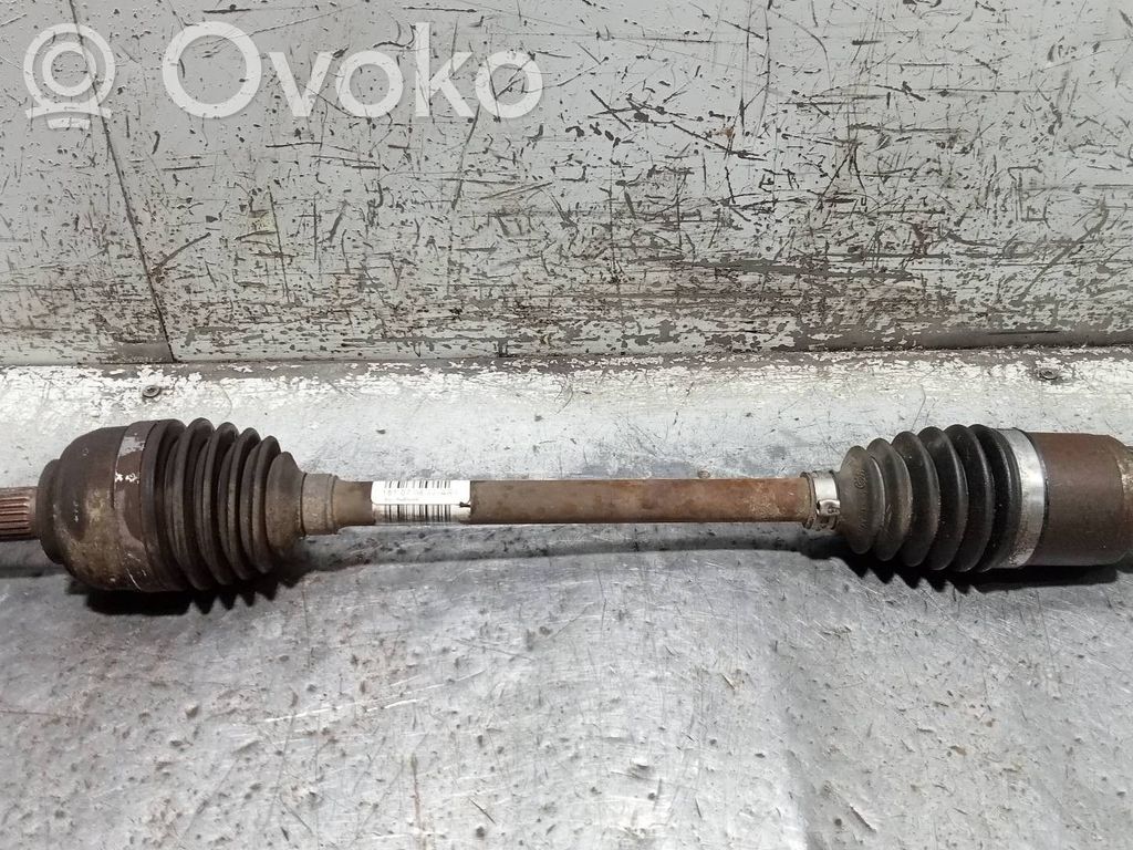 Priekšējā pusass   8200341698