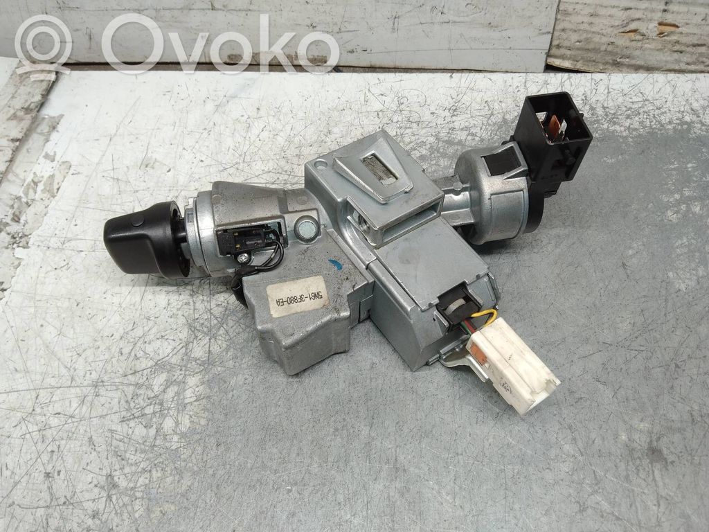 Mazda 5 Užvedimo spynelė 