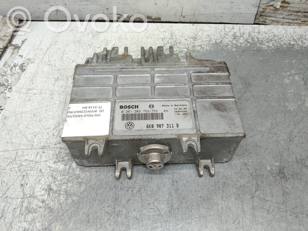 Volkswagen Polo III 6N 6N2 6NF Unitate/modul de control motor 