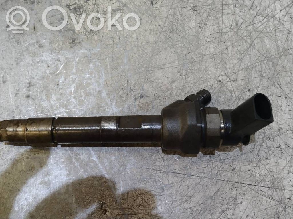 Inyector de combustible   0445110601