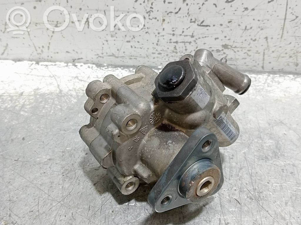 Fiat Linea Ohjaustehostimen pumppu 