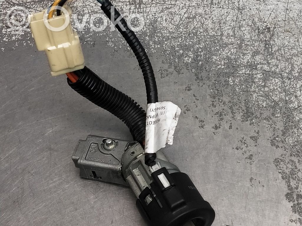 Peugeot 107 Ignition lock 