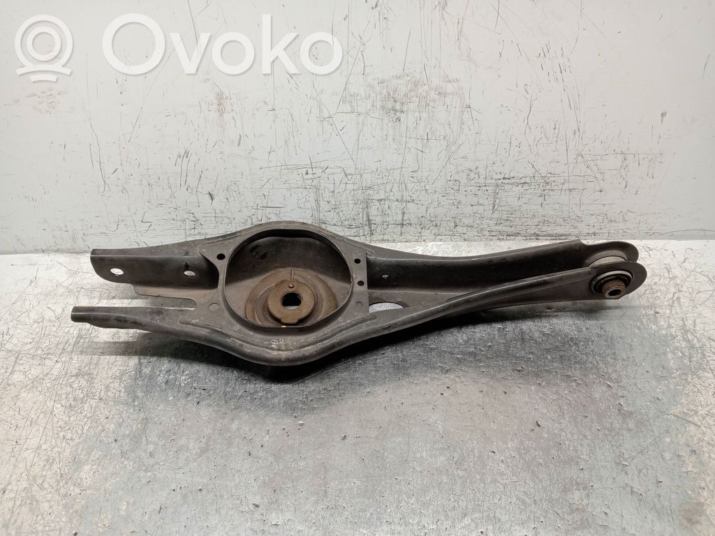 Rear control arm   55210G4AA0