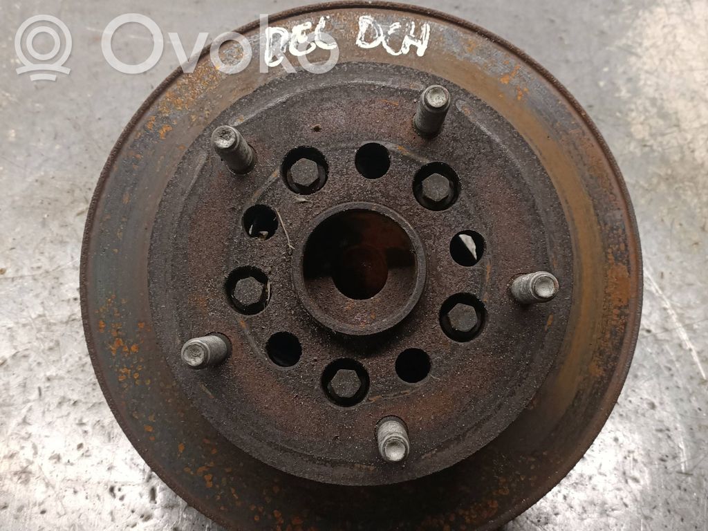 Front wheel hub spindle knuckle