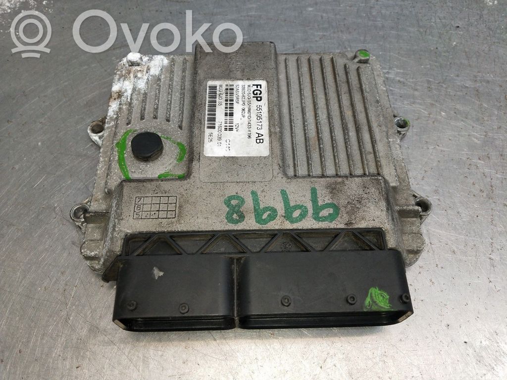 Suzuki Swift I Engine control unit/module 