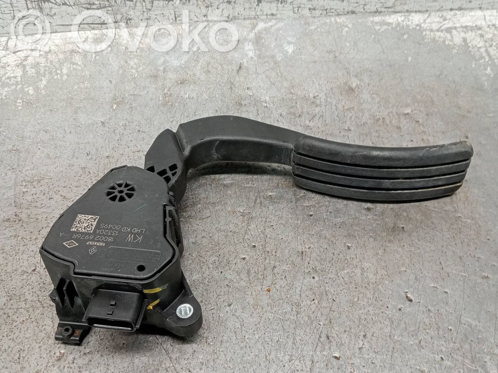 Beschleunigungssensor Gaspedalsensor   180026976R
