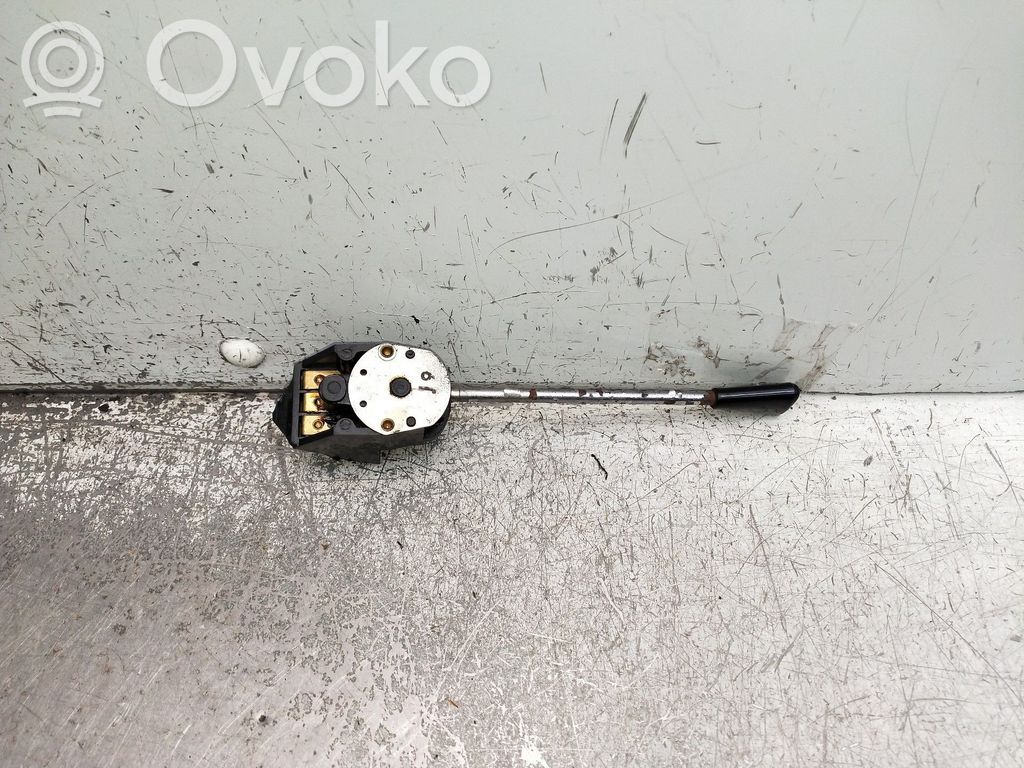 Panelės apšvietimo reguliavimo jungtukas