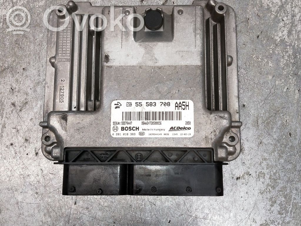 Unidad de control/módulo del motor   0281018383,55583708