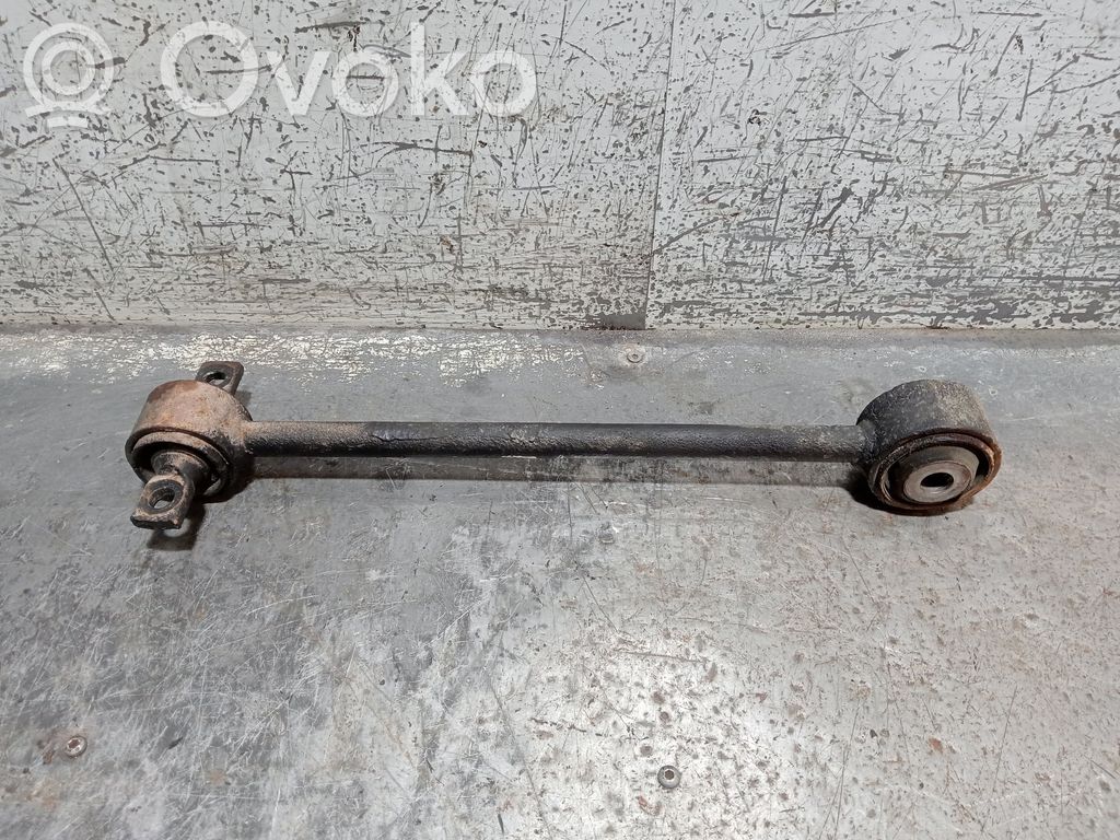 Rear control arm