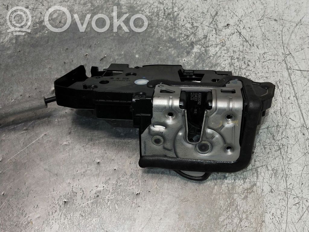 Mercedes-Benz B W247 Motorino serratura porta anteriore 