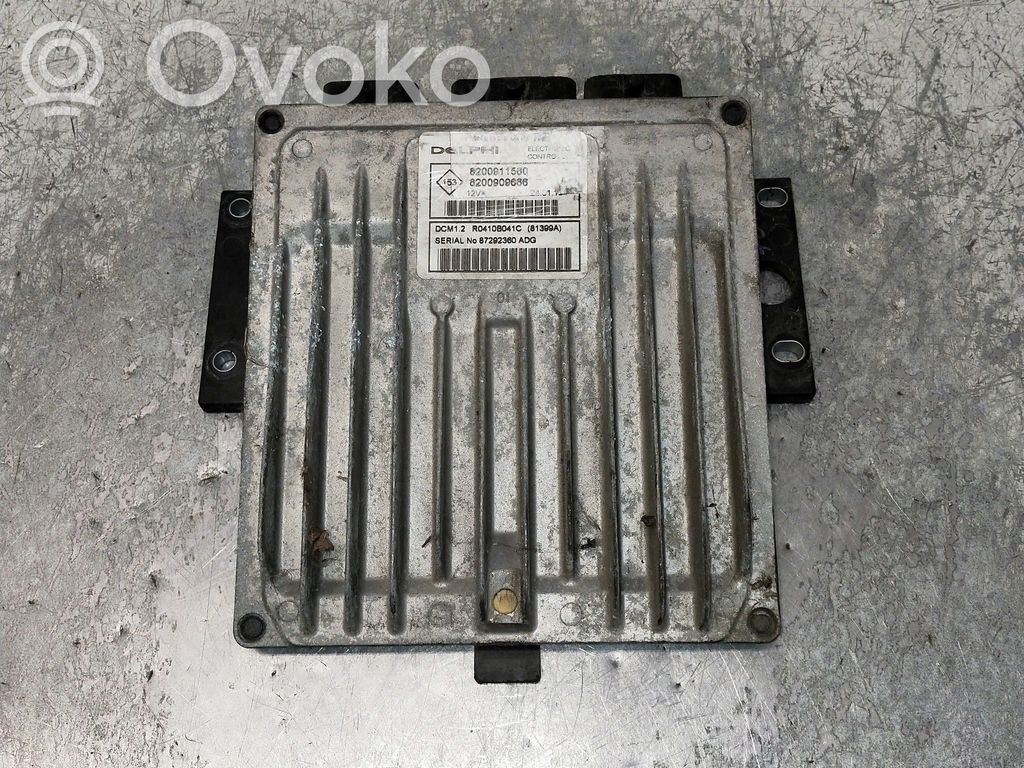 Unidad de control/módulo del motor   8200909666,8200311560