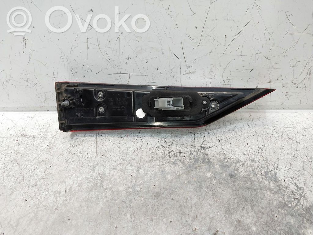 Volvo V60 Luci posteriori del portellone del bagagliaio 