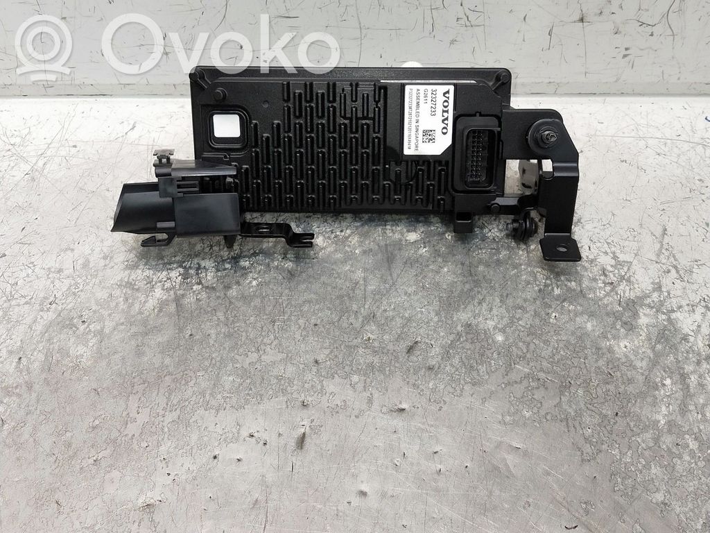 Sonstige Steuergeräte / Module   32327233