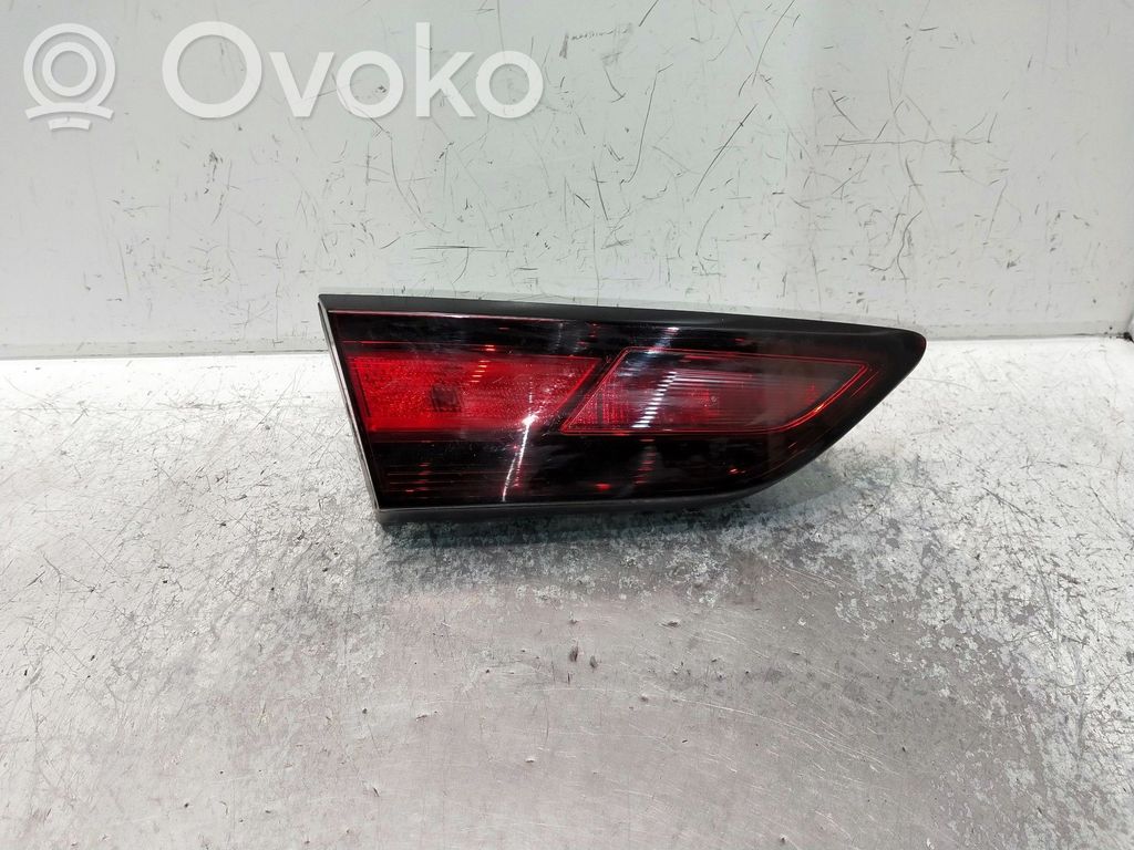 Opel Astra J Żarówka do lampy przedniej 
