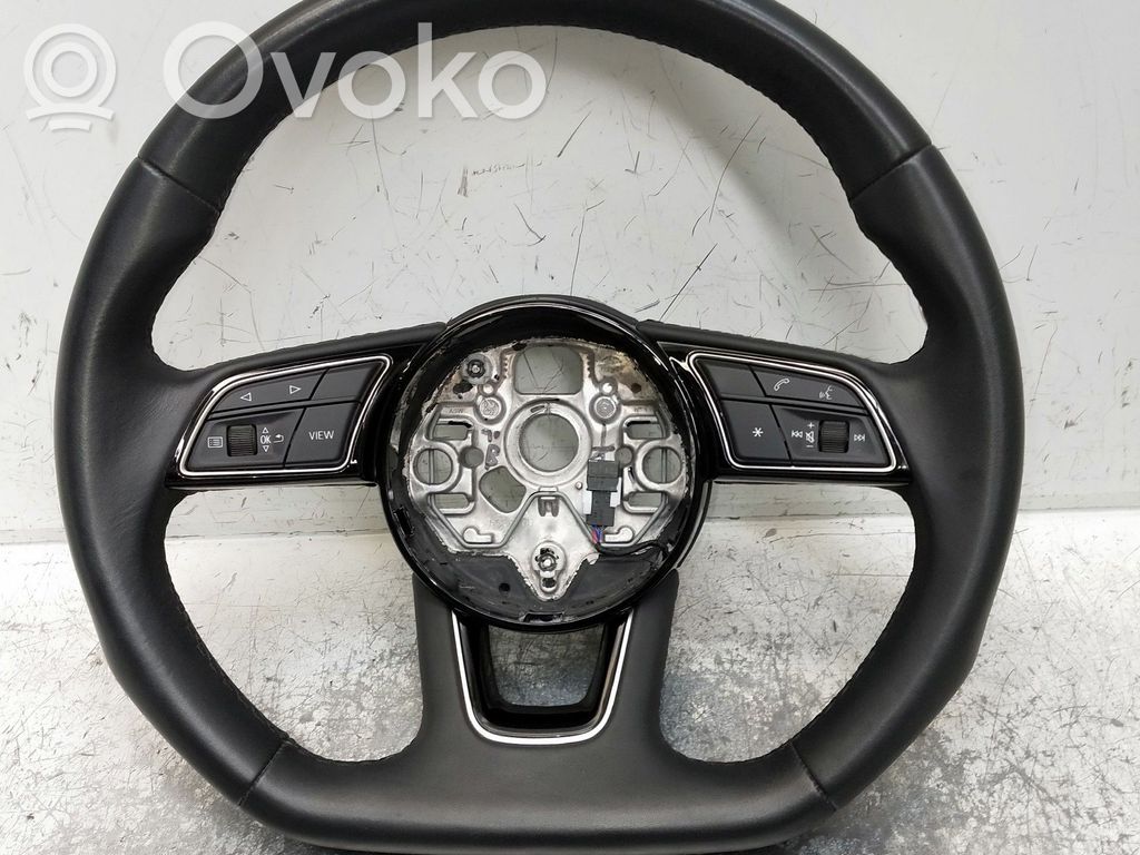 Audi A3 8Y Steering wheel 