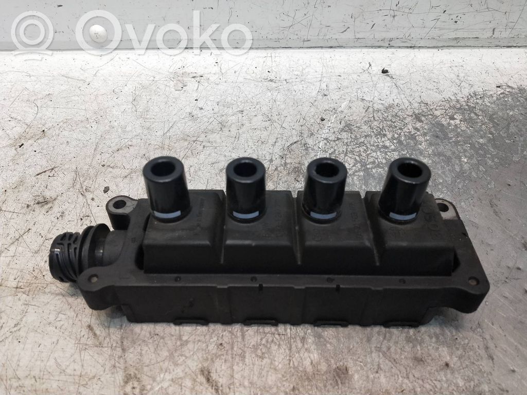 BMW 3 E30 Bobină aprindere 